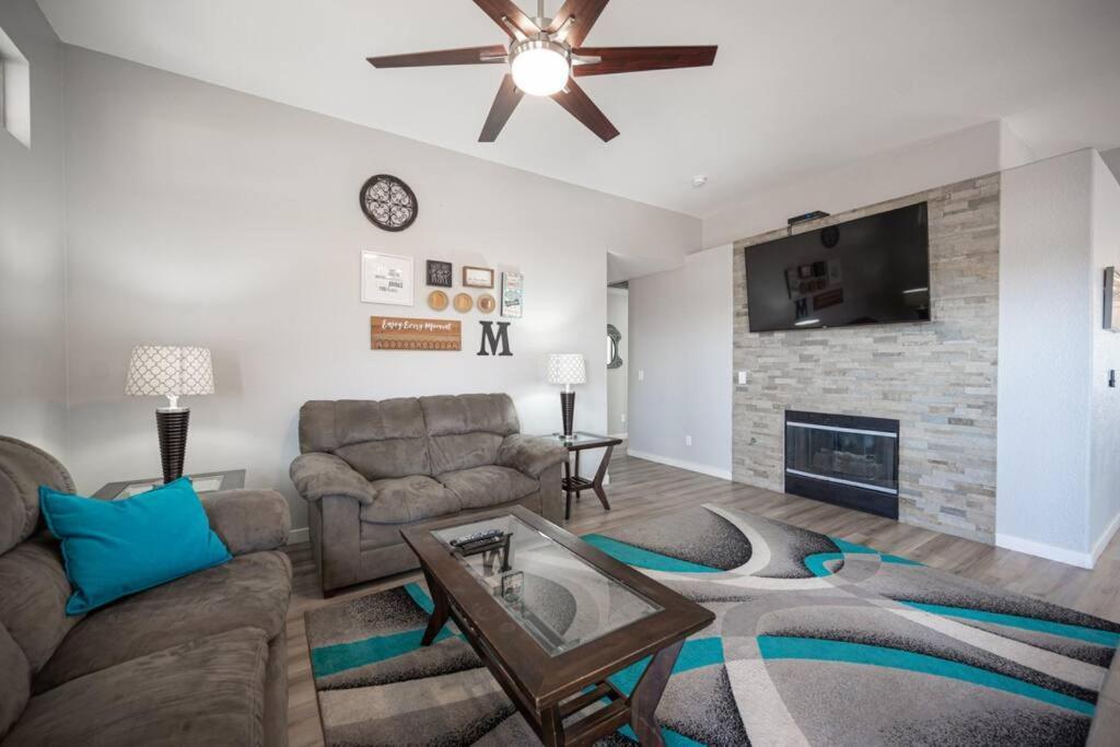 Gorgeous Las Vegas Home With Rv Parking Екстер'єр фото